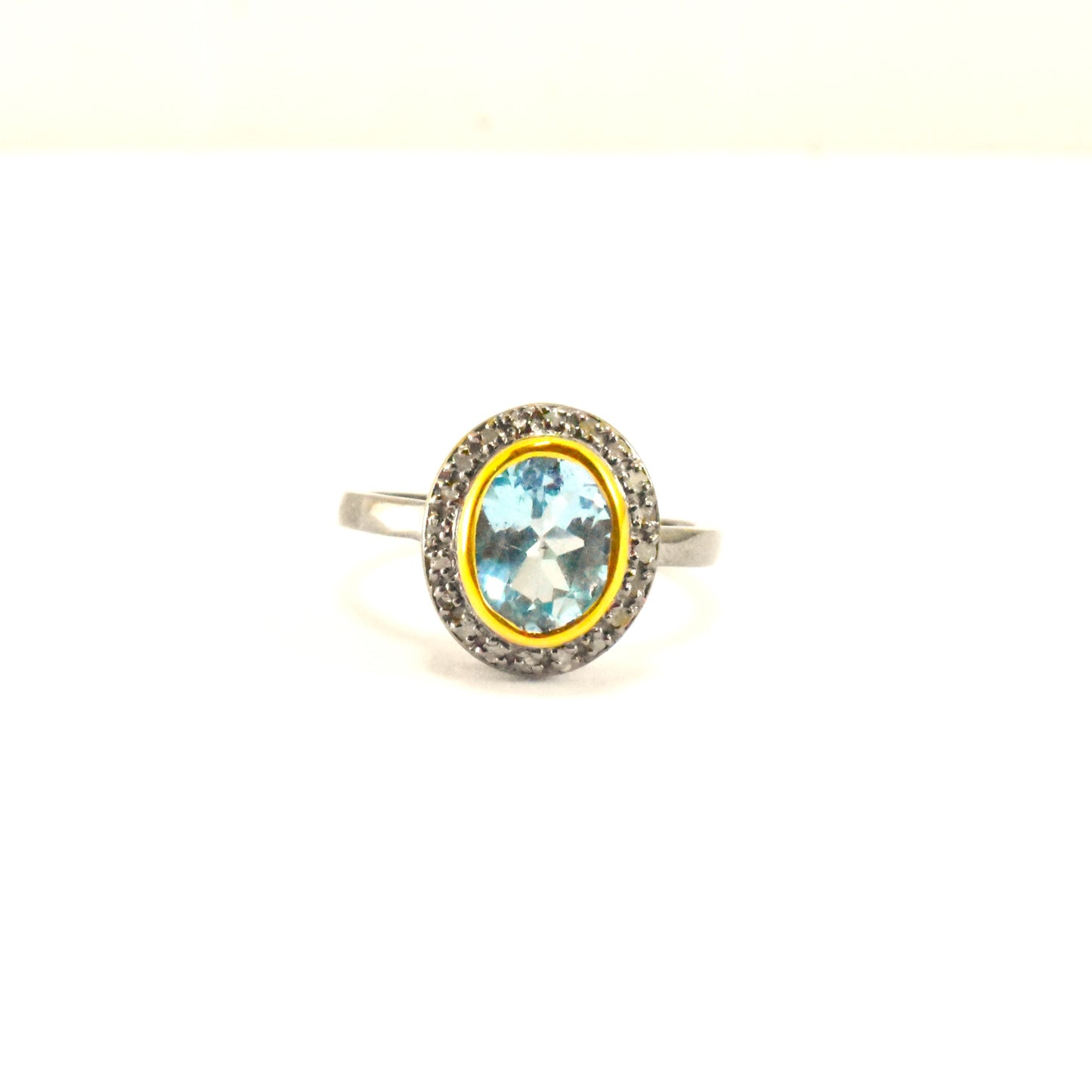 Elegant Beautiful Ring With Blue Topaz And Pave Diamond In 925 Sterling Silver