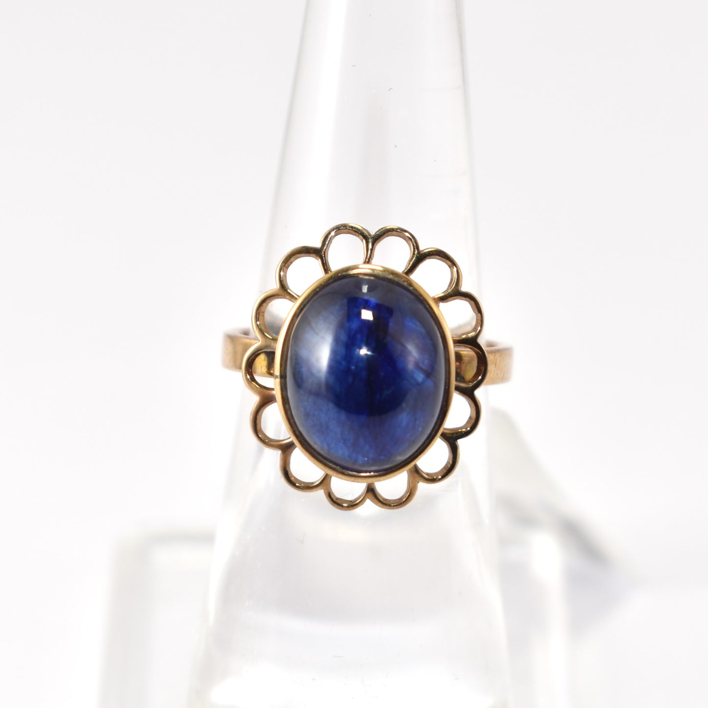 Big Cabution Blue Sapphire 9K Yellow Gold Ring In Floral Theme